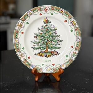 Spode Christmas Tree Year Plate with Green Text